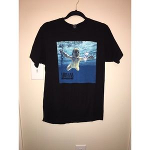 Men’s nirvana shirt